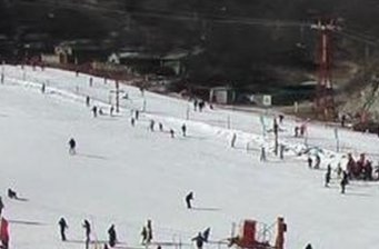 龍鳳山滑雪場(chǎng)