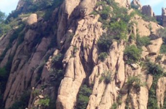 虹螺山