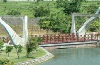 關(guān)山親水公園