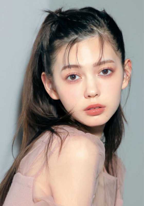 村上愛花