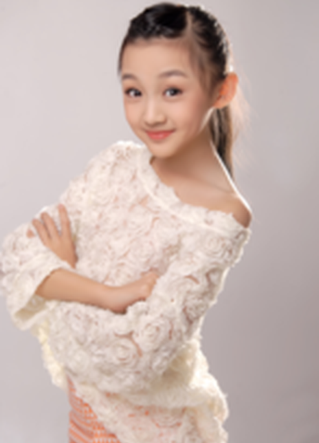 曲芷含 曲芷含