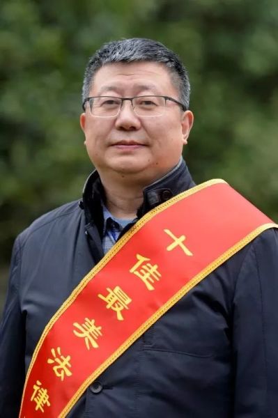 劉良