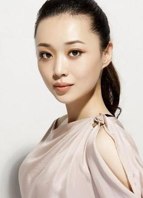 王彤羽 王彤羽