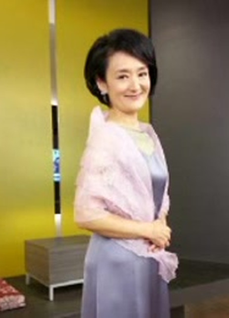 譚艾珍 譚艾珍
