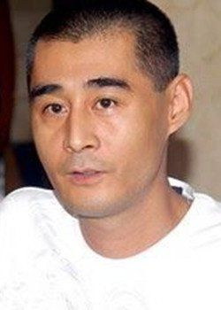 傅東育 傅東育