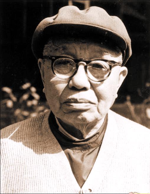 陳伯達(dá)