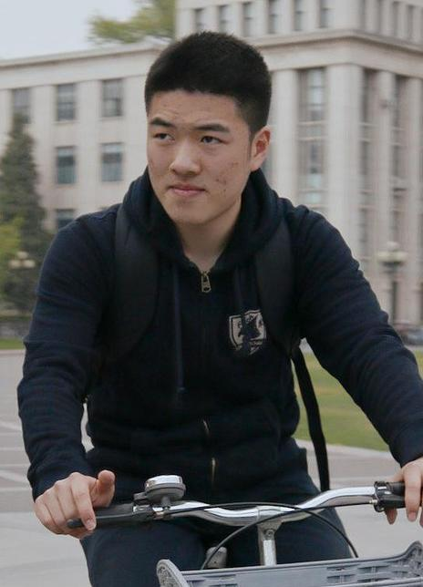 嚴韞洲