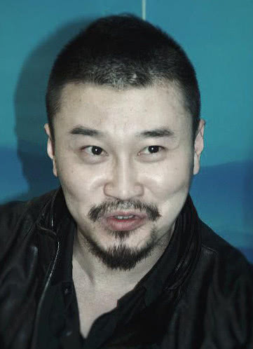 吳奇