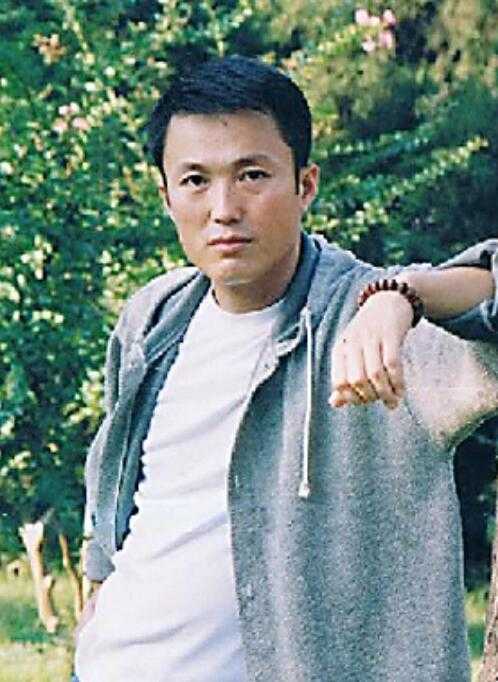 張新華 張新華