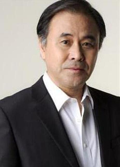 樸龍修