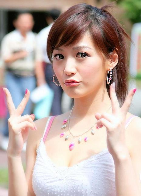 王怡仁 王怡仁