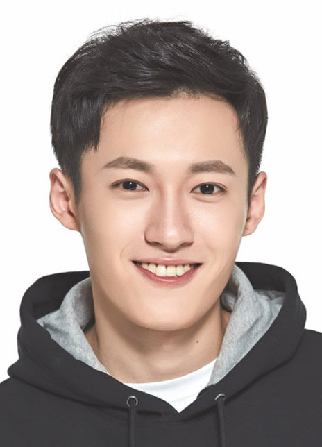 張何昊臻 張何昊臻
