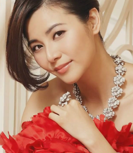 蒙嘉慧 蒙嘉慧