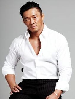 秋山成勛 秋山成勛