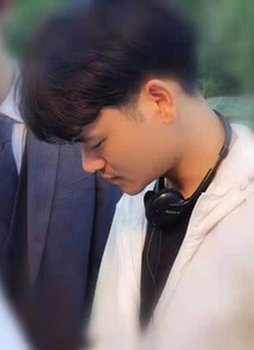 李崧鳴
