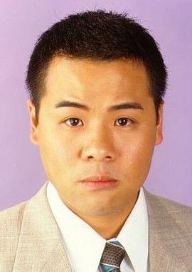 韋家雄