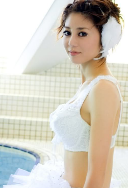 小出由華