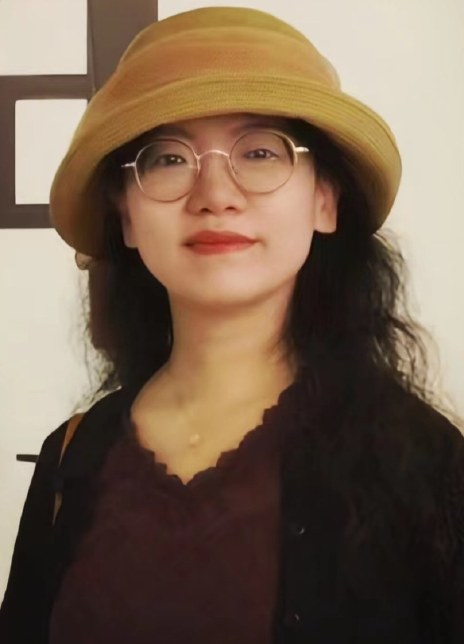 董云州 董云州