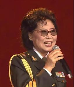 卞小貞 卞小貞