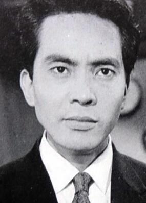 土屋嘉男 土屋嘉男