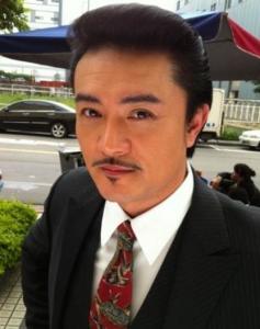 李羅